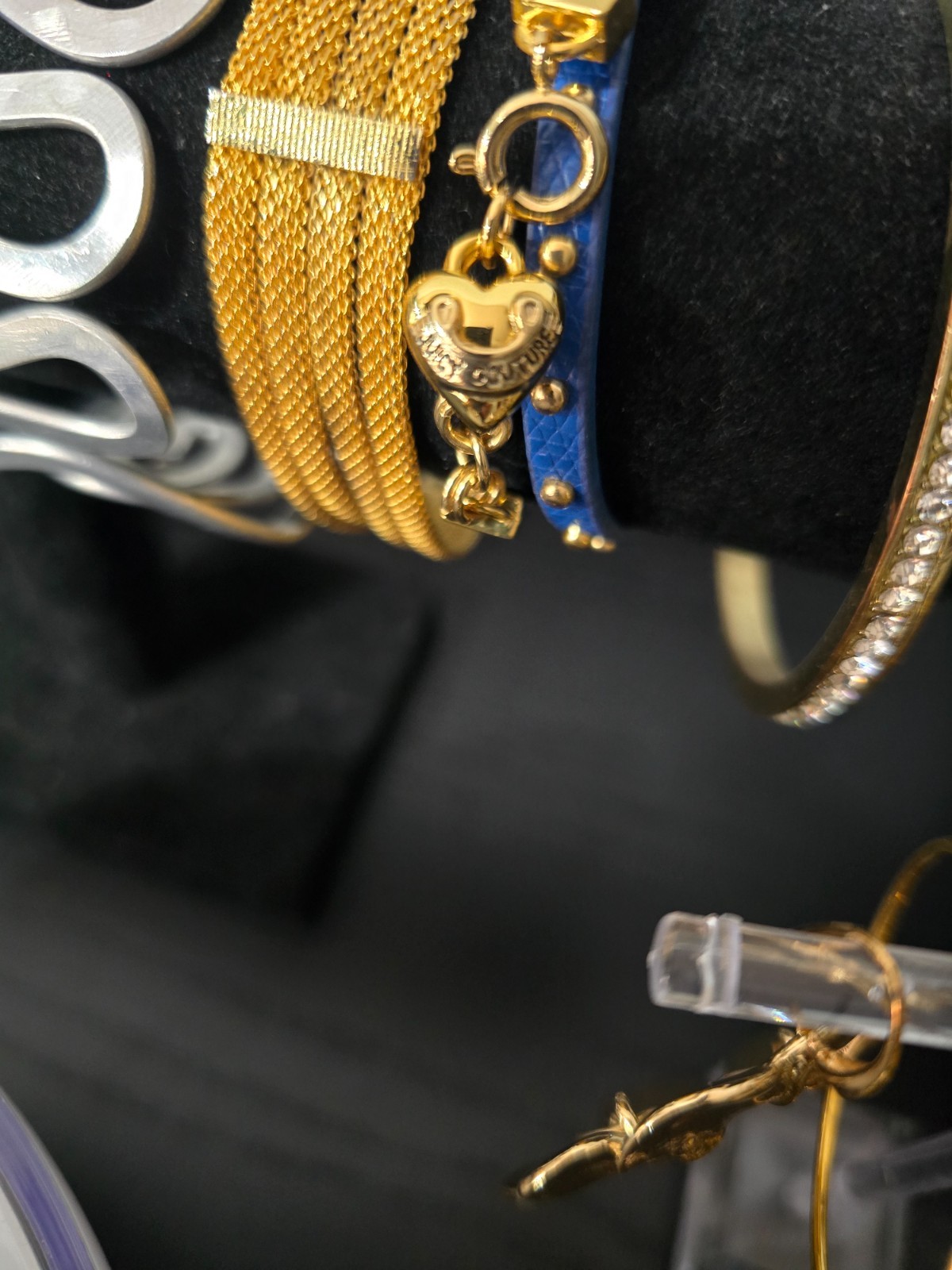 Elegant vintage /now jewelry lot some signed