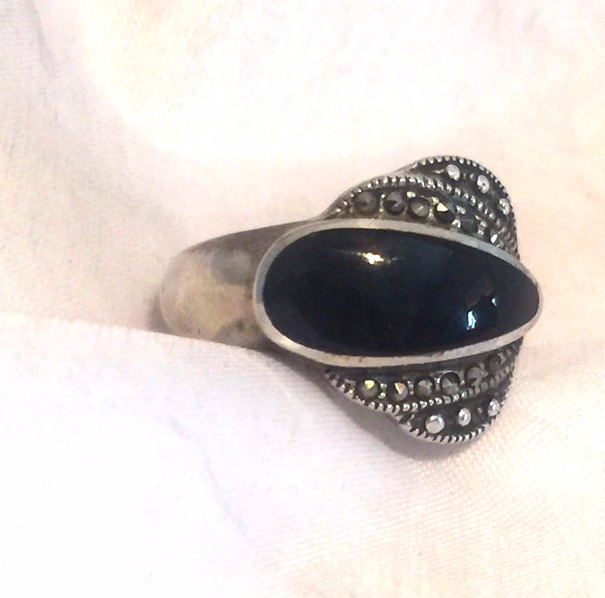 Vintage Sterling Silver Ring Onyx & Marcasite Size 7 5.7g