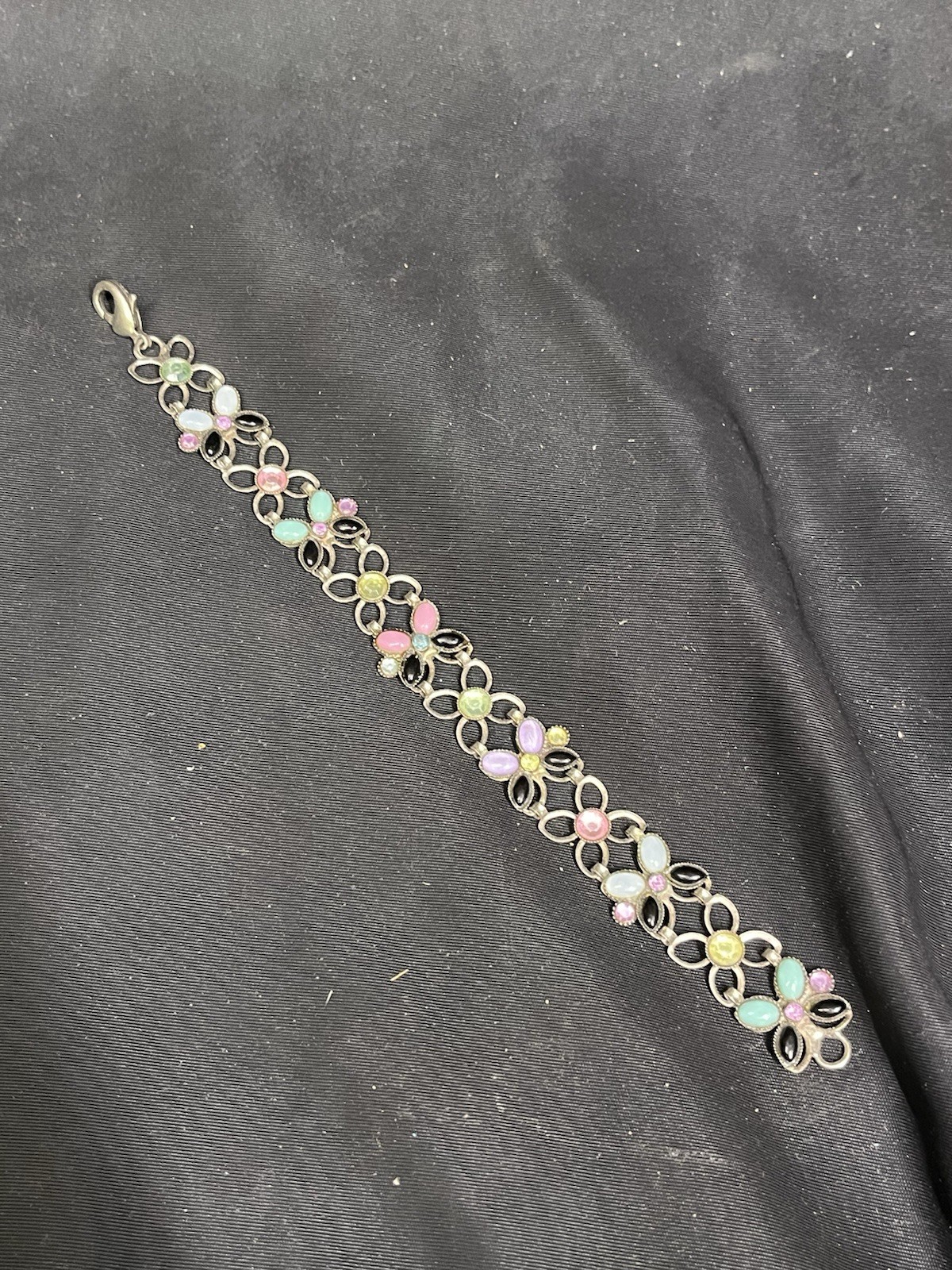 VINTAGE SILVER TONE BELLA LIA FAUX GEM FLOWER BRACELET 7.25”