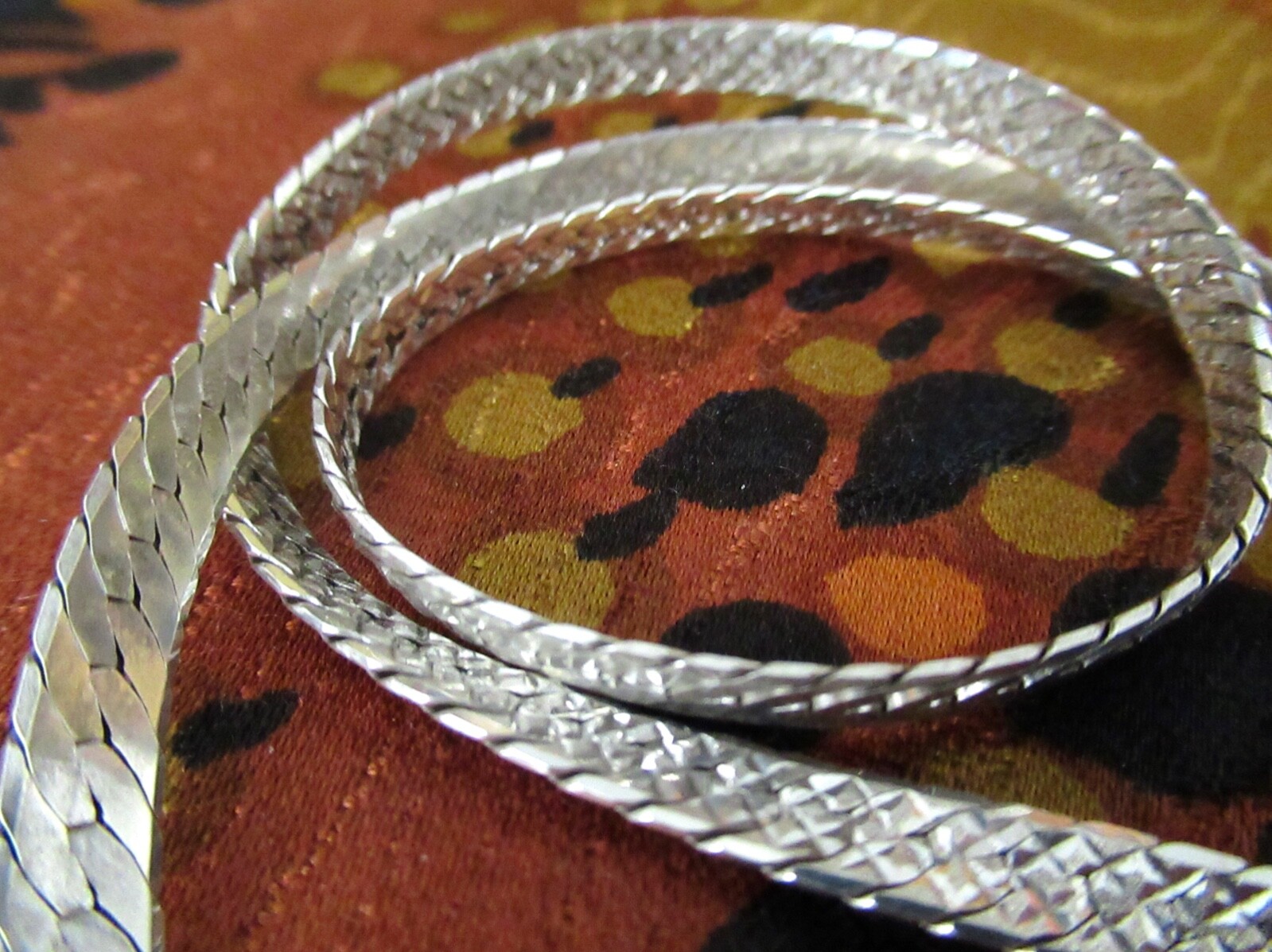 Vintage Sterling Silver Herringbone Link Chain Necklace 925 Italy 5.3mm 24″ Long