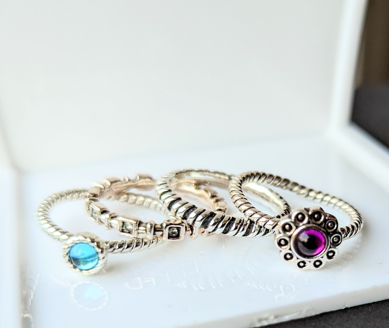 Set of 4 DIVANI Stackable Silver Tone BLUE Stone Purple Flower RINGS Size 8¼