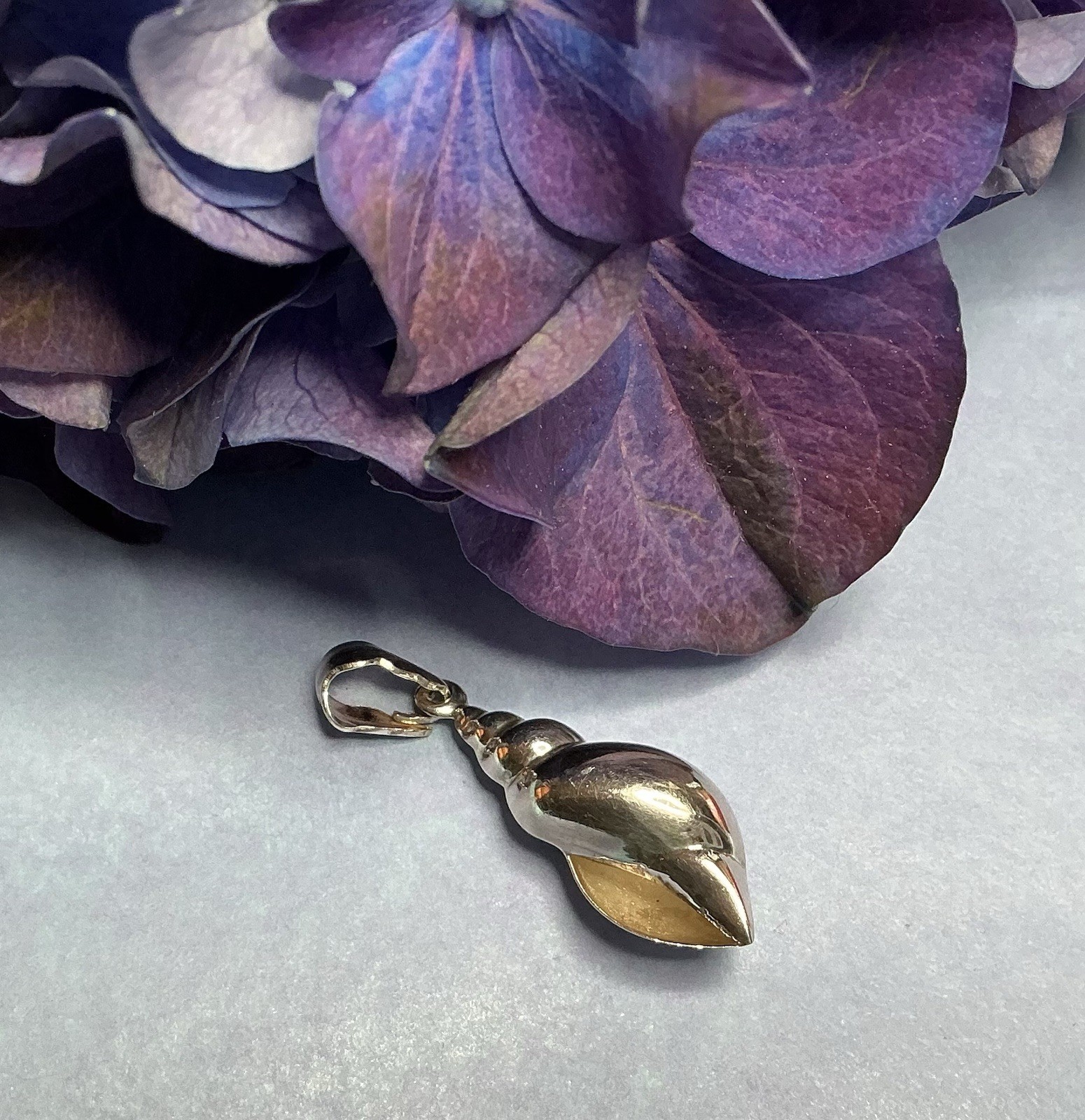Vintage 925 Sterling Silver Conch Beach Sea Shell Pendant 2g