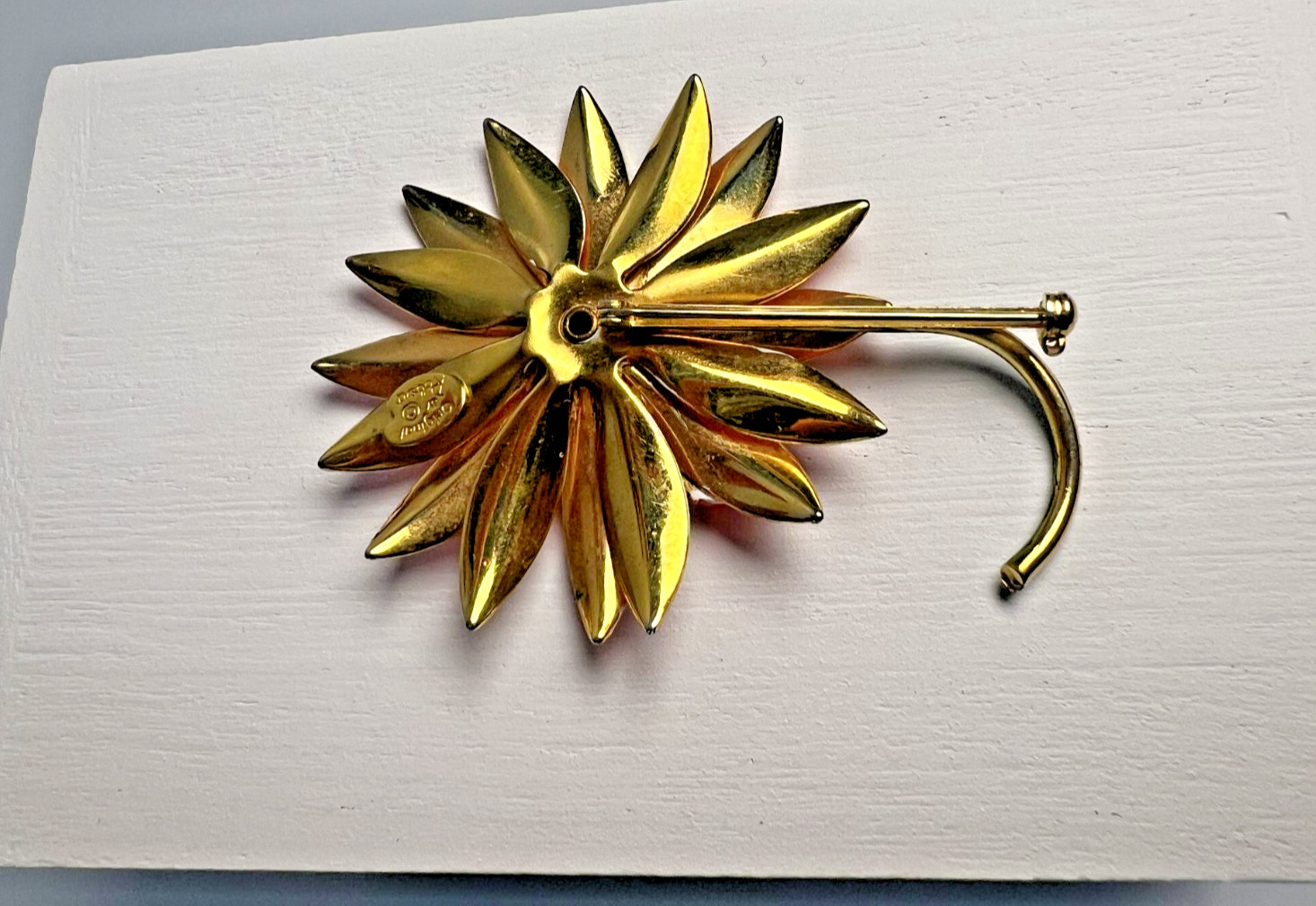 PRECIOUS Original By Robert Pink Daisy Enameled Metal Brooch with Ladybug