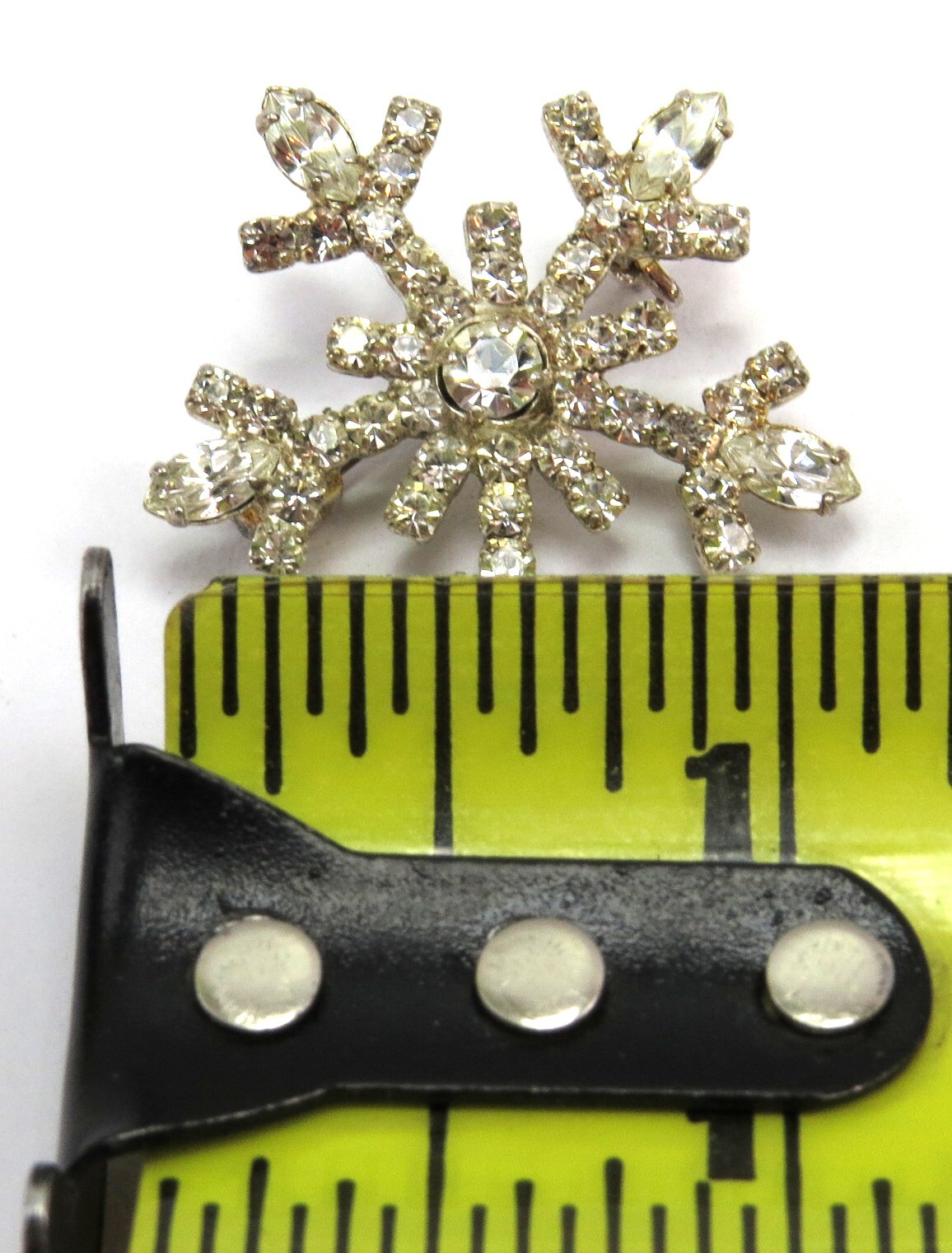 Pretty Rhinestone Snowflake Vintage Brooch, About 1-1/8″ Across – Read