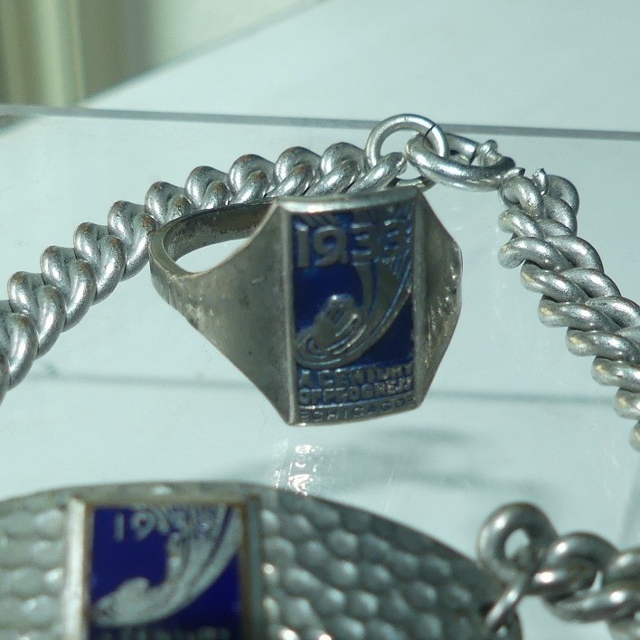 Vintage 1933 Chicago Worlds Fair Century of Progress Bracelet Enamel Hammered ID