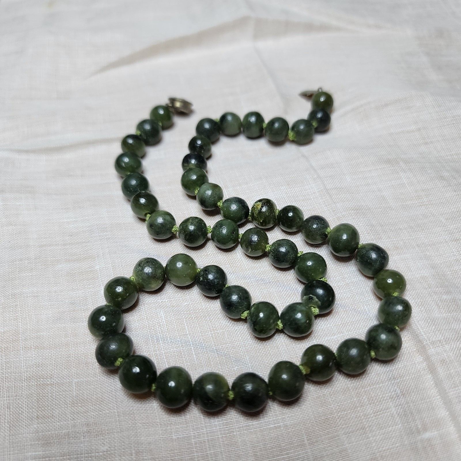 vintage nephrite necklace sterling silver spinach green beaded hand knot