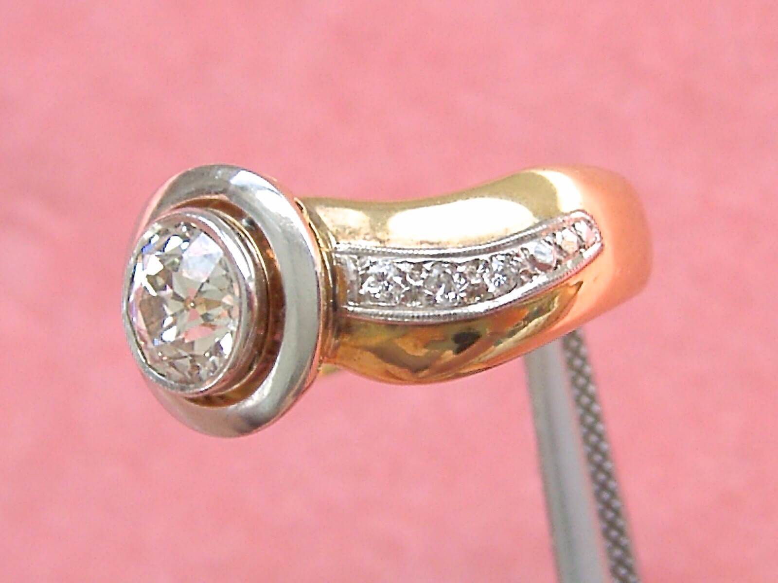 VINTAGE 1.10ct EURO DIAMOND 18K THICK BAND UNISEX SOLITAIRE ENGAGEMENT RING 1940