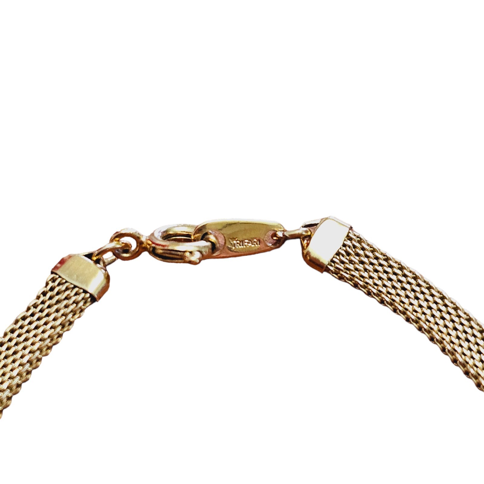 Vintage Crown TRIFARI MESH Bracelet Gold Tone 7.25 in