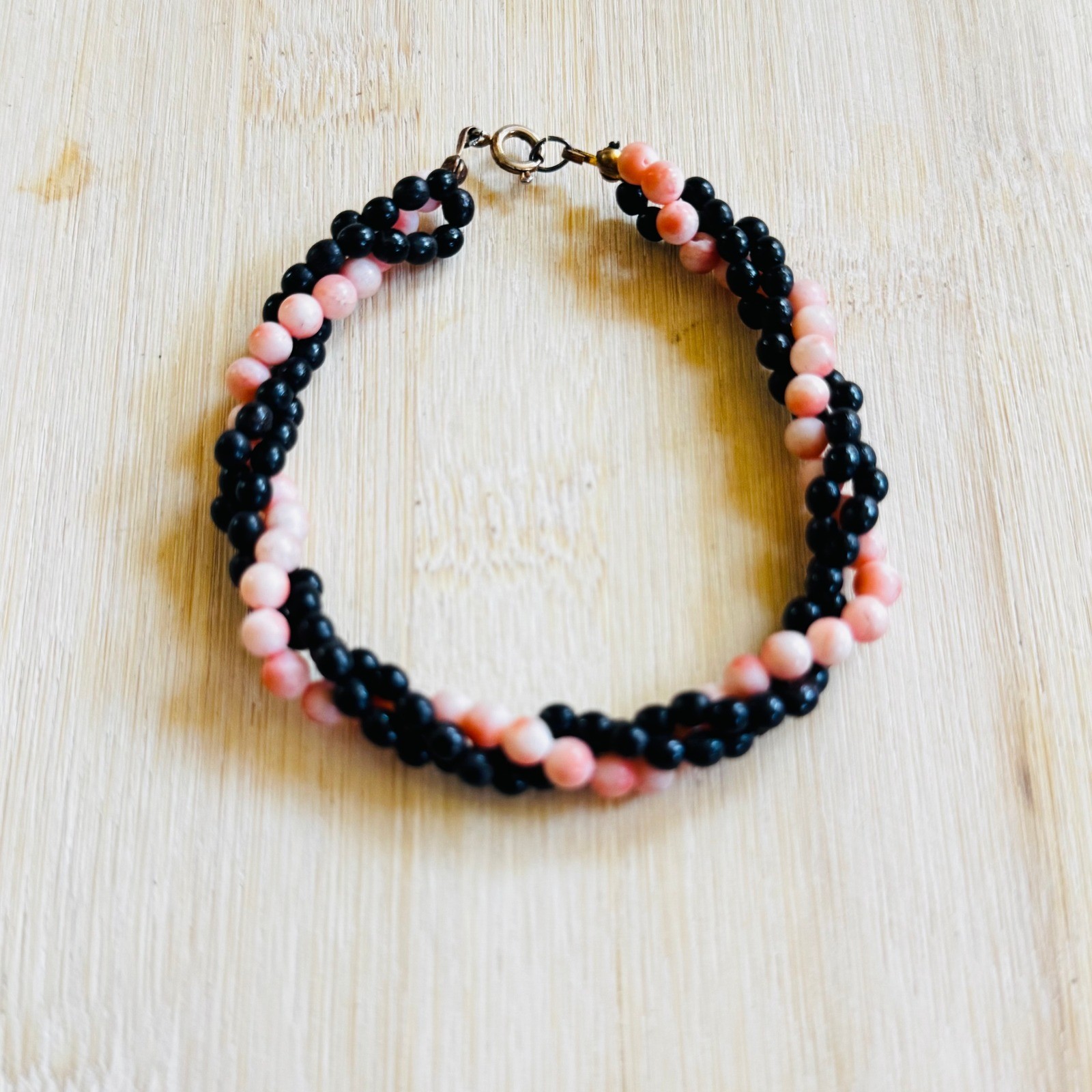 Black Pink Coral VTG Bracelet Natural Genuine Hawaiian Authentic Torsade 7.75″