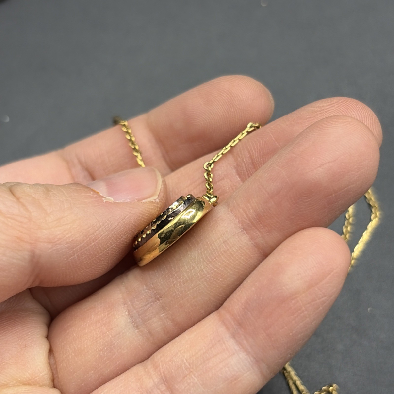 Vintage 1980 Avon Snow Fanasty Necklace Clip On Earring Set Gold Black