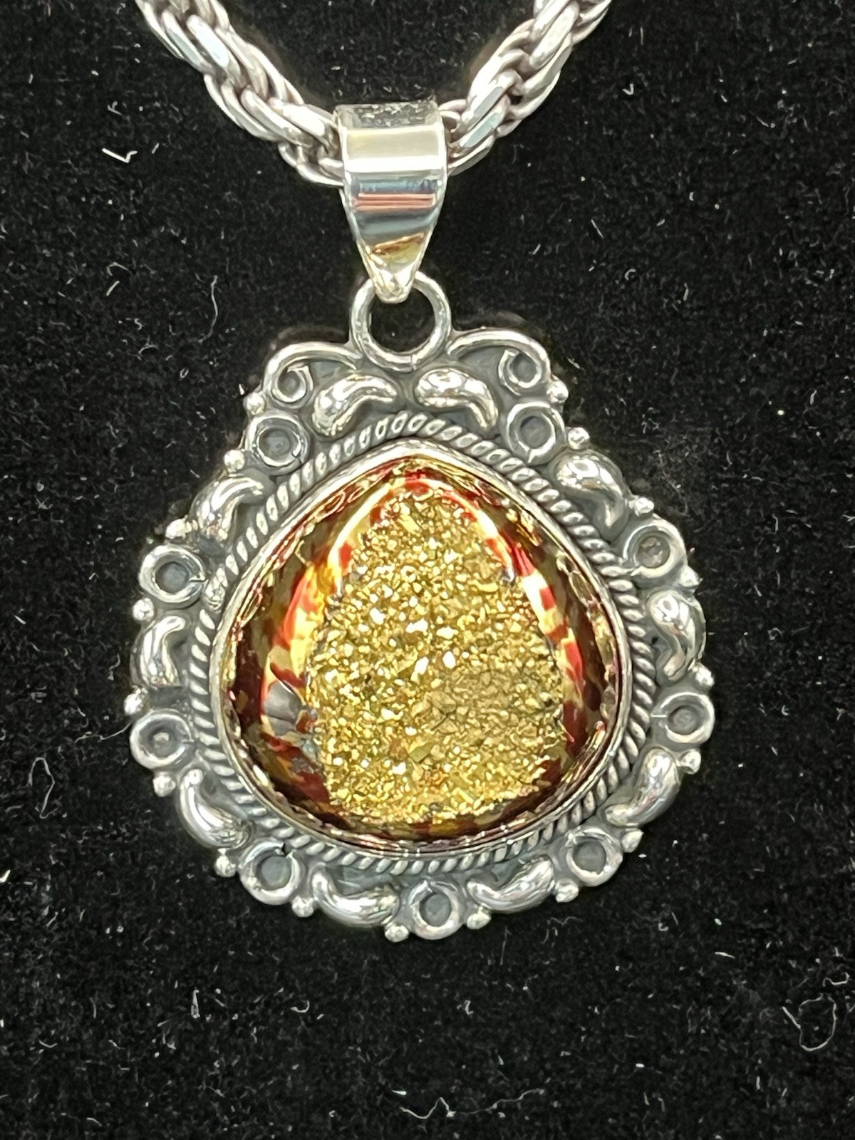 Vintage 925 Sterling Silver MCM Pendant With A Gold & Red Drusy Stone 7.3g