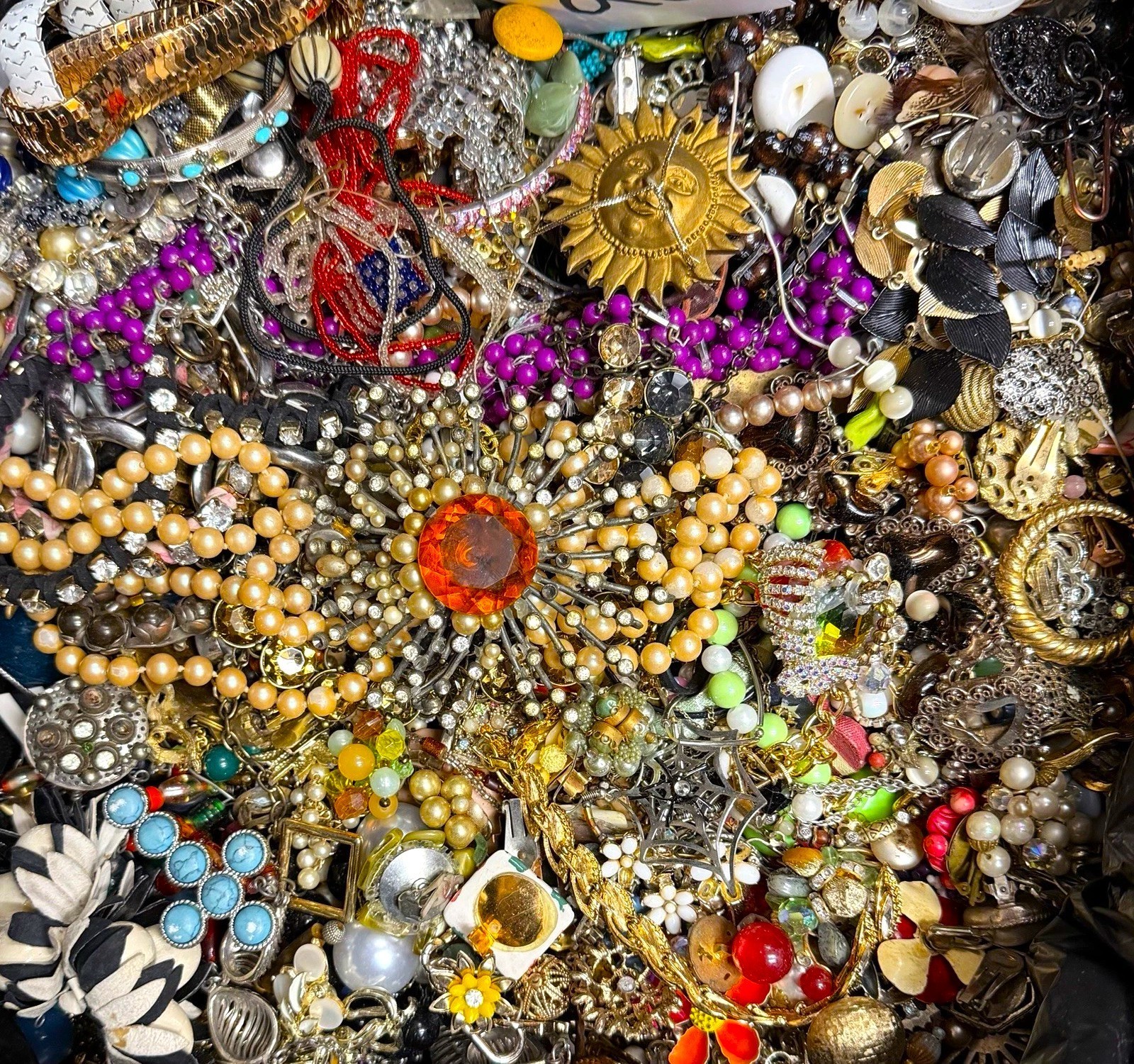 Jewelry Lot 7 Lbs Pounds Unsearched Junk & Wear Vintage & Mod Tangles Treasure