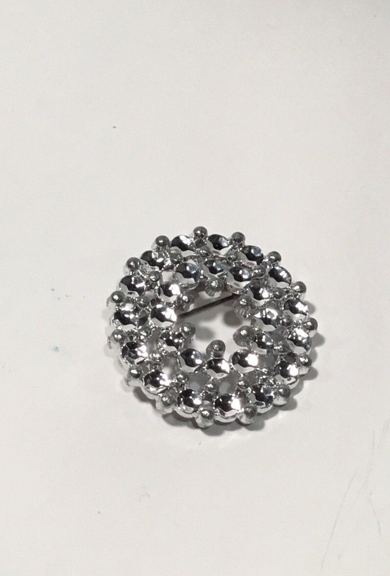 Vintage Silver Toned Sparkling Brooch 1 1/2 Inch Round Unsigned Very Reflective