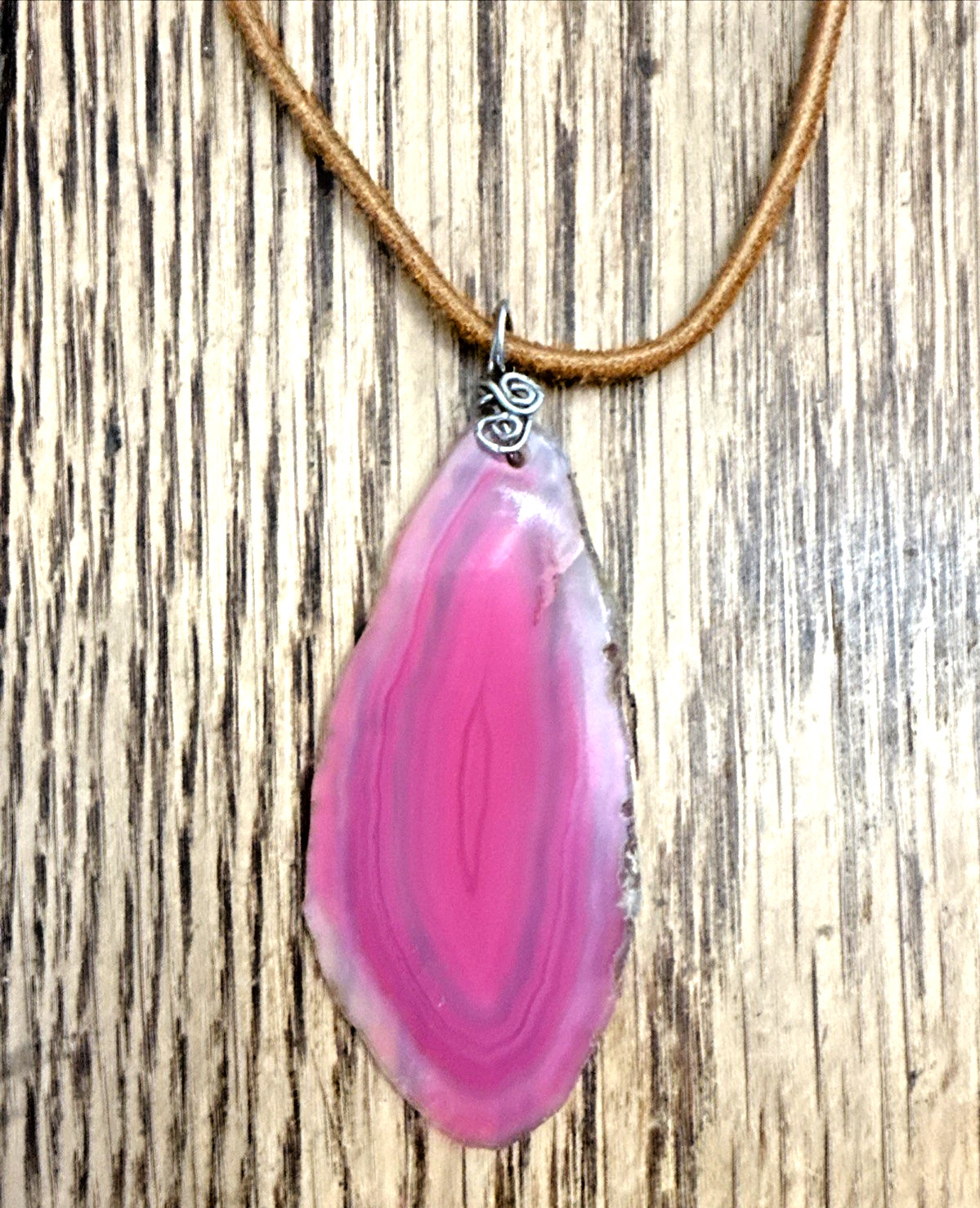 AMAZING PINK AGATE SLICE NECKLACE oneofakind Boho Festival Earthy Nature Hippie