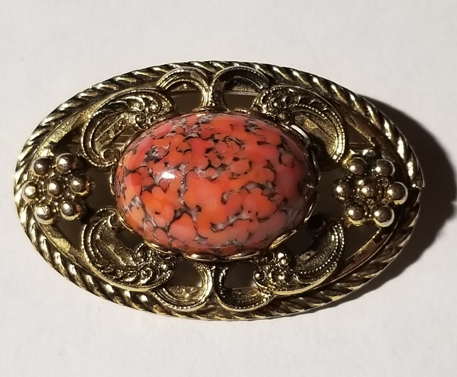 Vintage Pin With Coral Colored Mottled Jasper Like Stone Cabochon. 