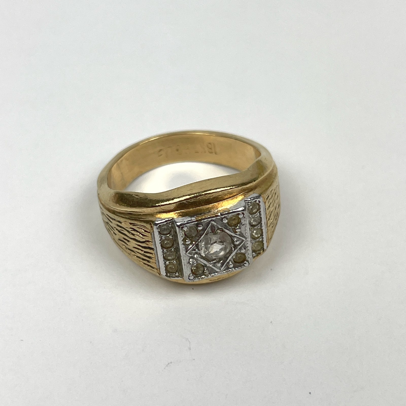 VTG MCM Men Signet Ring 18K HGE Textured Bark Two Tone Sz 10 3/4 Costume
