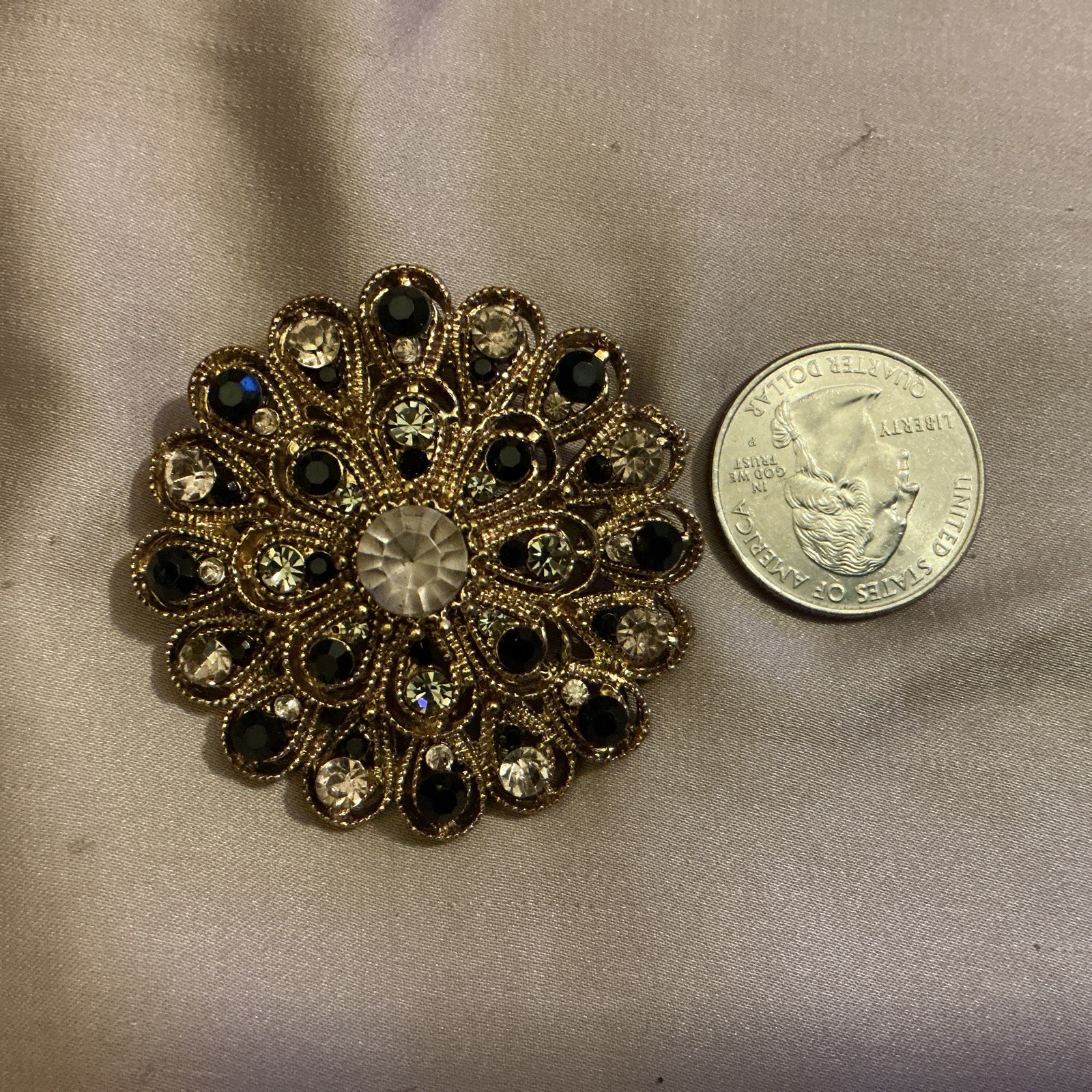 Vintage Gold Tone Ornate Brooch Unknown Metal/stones