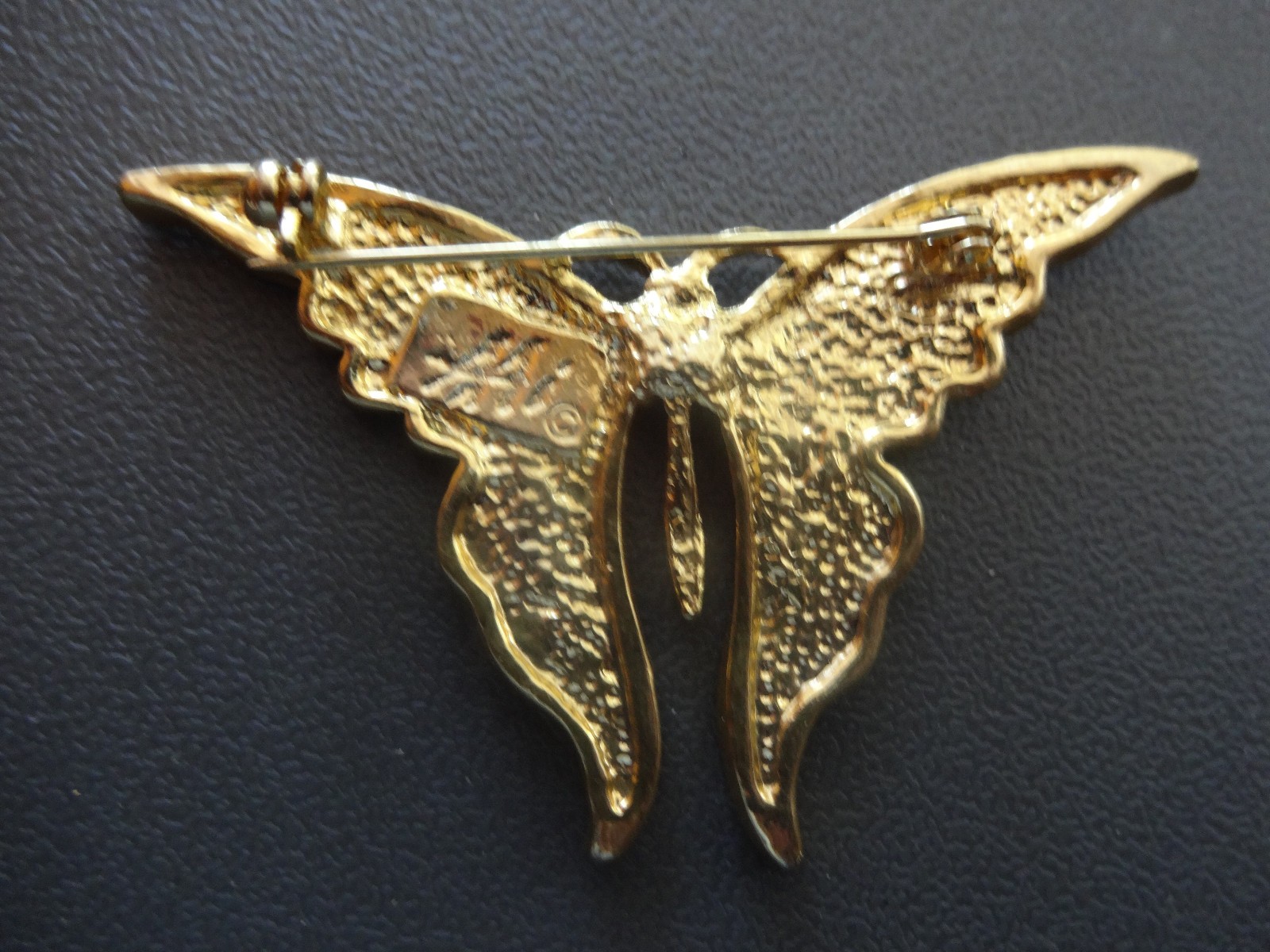 VTG AAi BROOCH PIN Blue & Teal Enamel BLUE RHINESTONES Gold BUTTERFLY