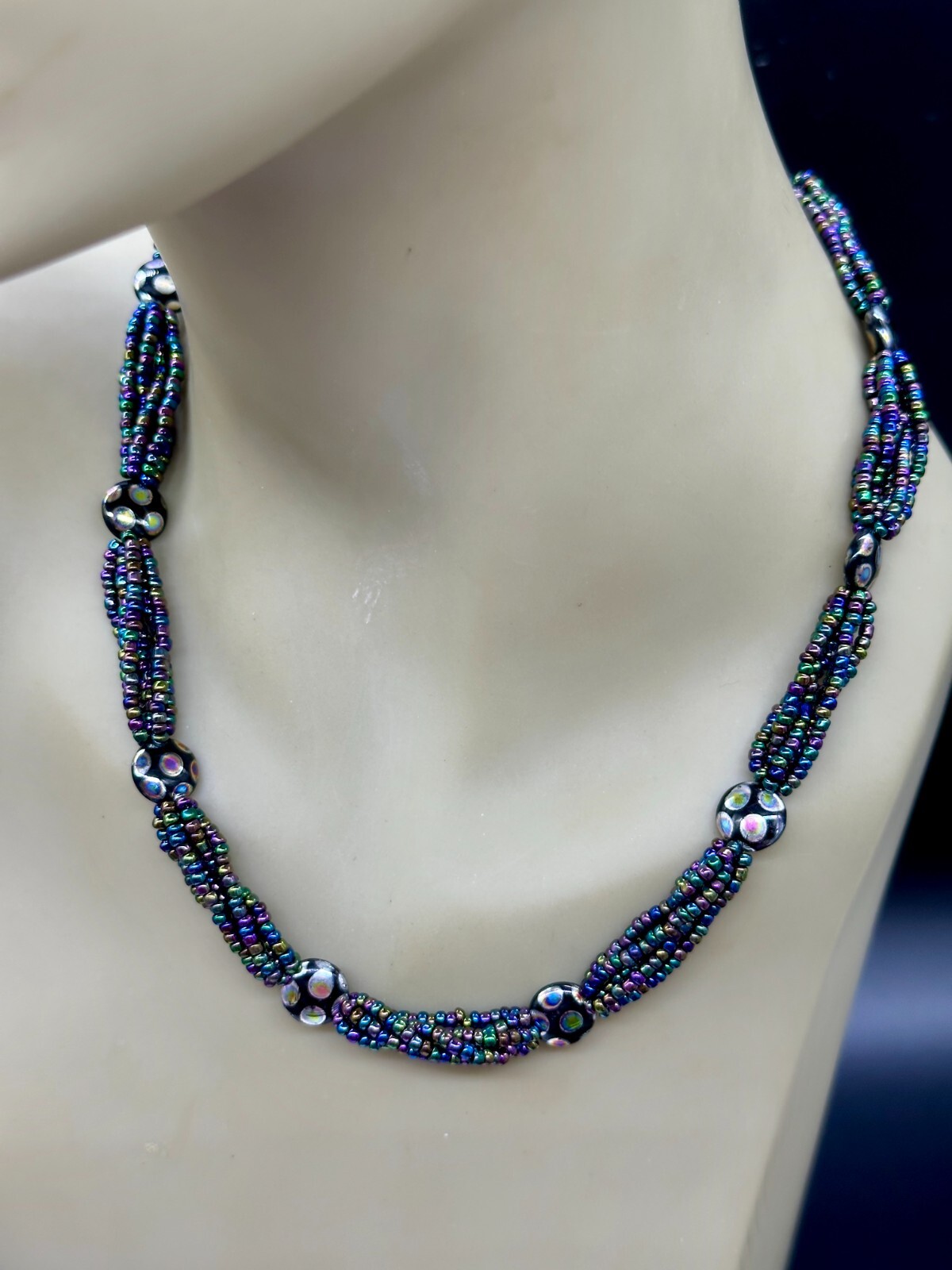VINTAGE PEACOCK PURPLE SEED BEAD MULTI STRAND NECKLACE SILVER DOT ART GLASS
