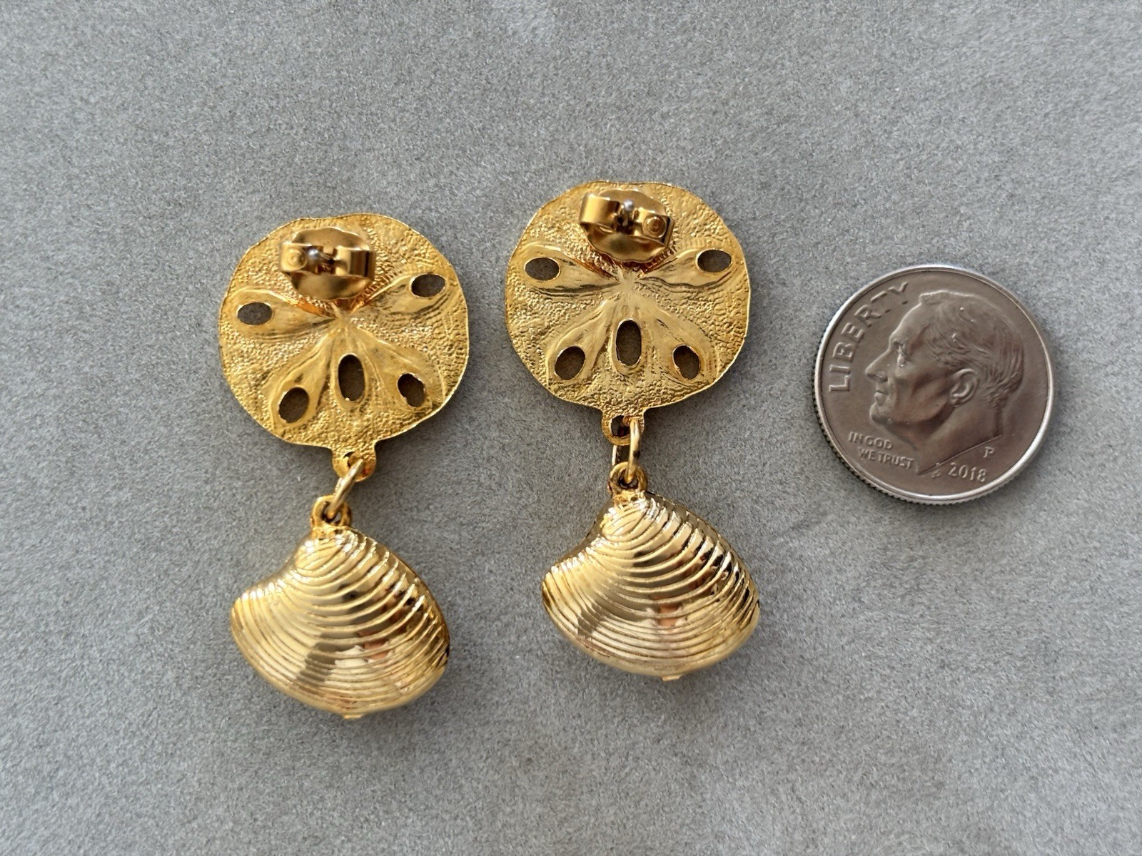 Vintage Gold Tone Shell and Sand Dollar Drop Earrings 39mm Long Great Condition