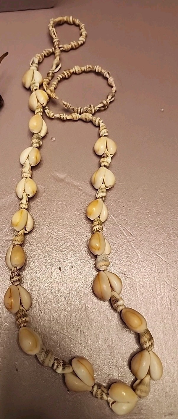 Vintage BOHO Acrylic Shell Necklace JEWELRY LOT White Yellow Beige 3X