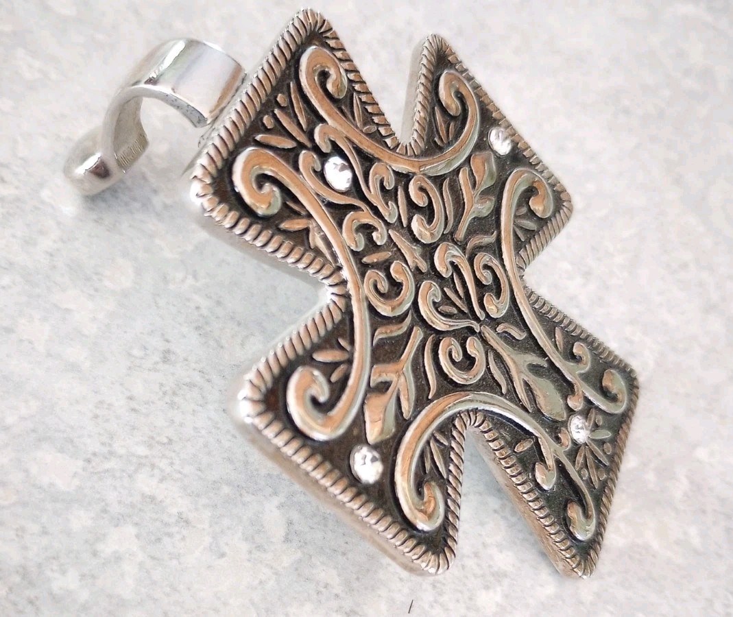 BHW Concho Rhinestone Silver Tone Large Cross Pendant 2.25″ with Magnetic Clasp