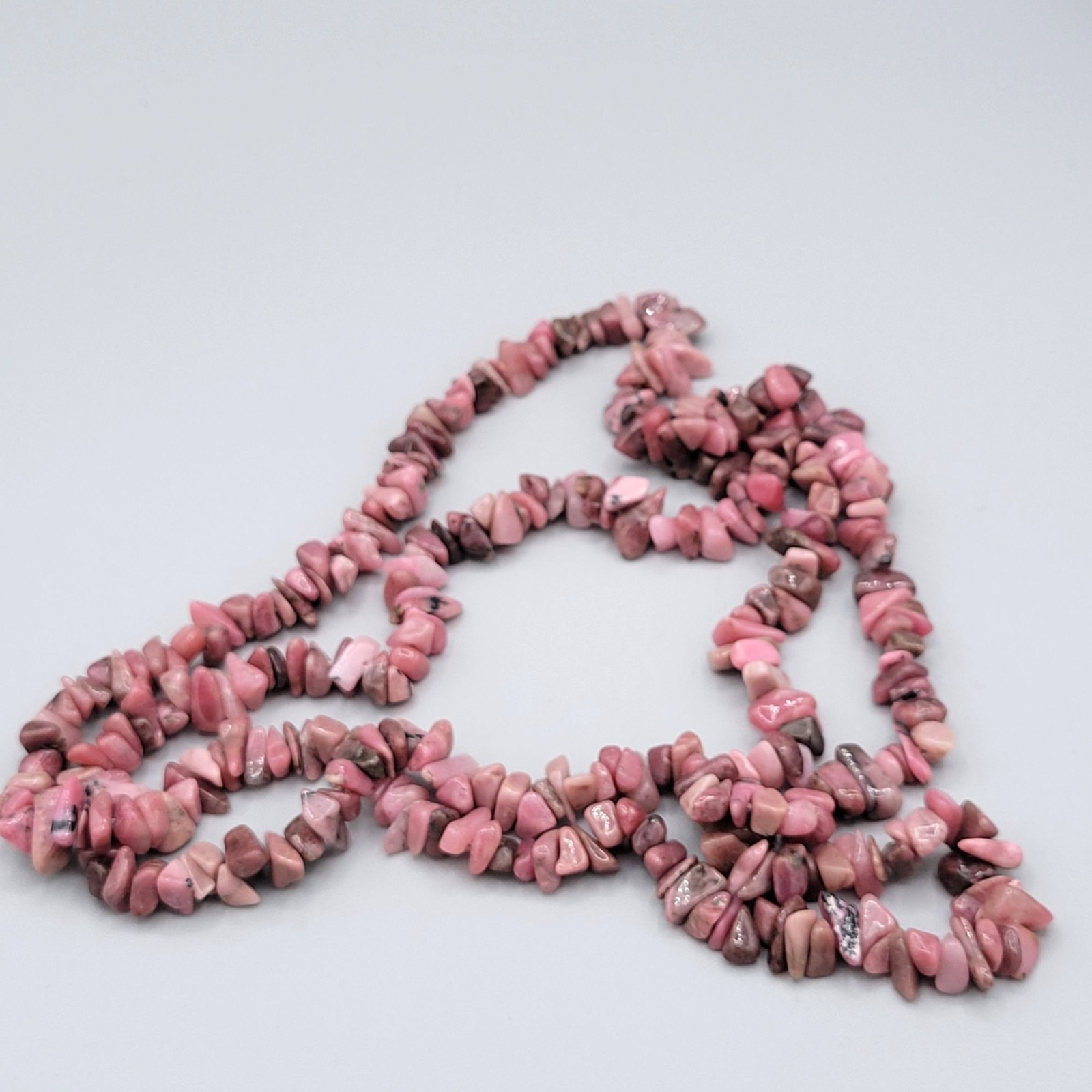 Pink Rhodonite Stone Chips Boho Long Necklace Natural Polished Vintage 32″