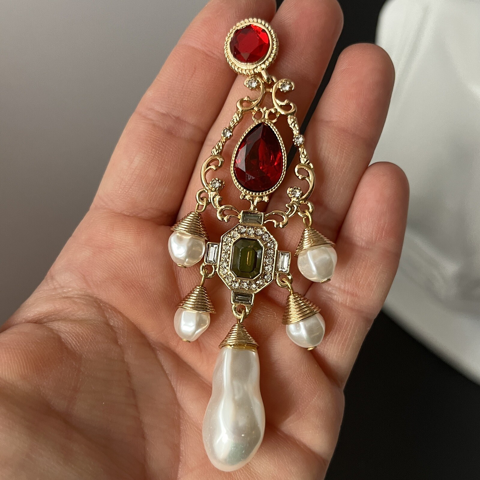 Baroque Chandelier Earrings Gold Red Faux Pearl Pierced Dangle Ornate Runway