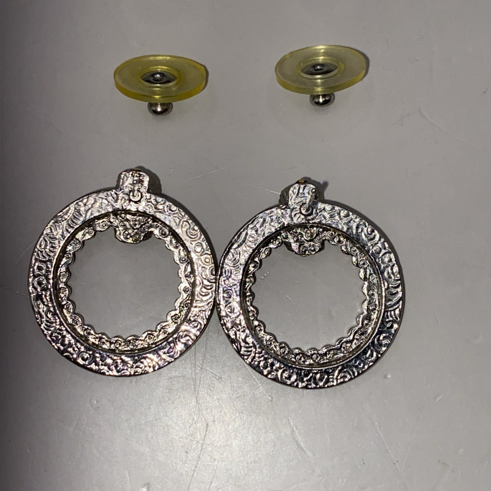 4 VTG Silver Tone Necklaces + Earrings Filigree Medallion Stella & Dot Rope GLAM
