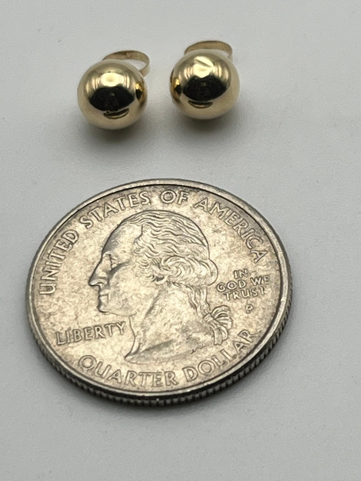 Vintge 14K Solid Yellow Gold 6.8mm Gold Ball Dangle Enhancer Drop Charms Jackets