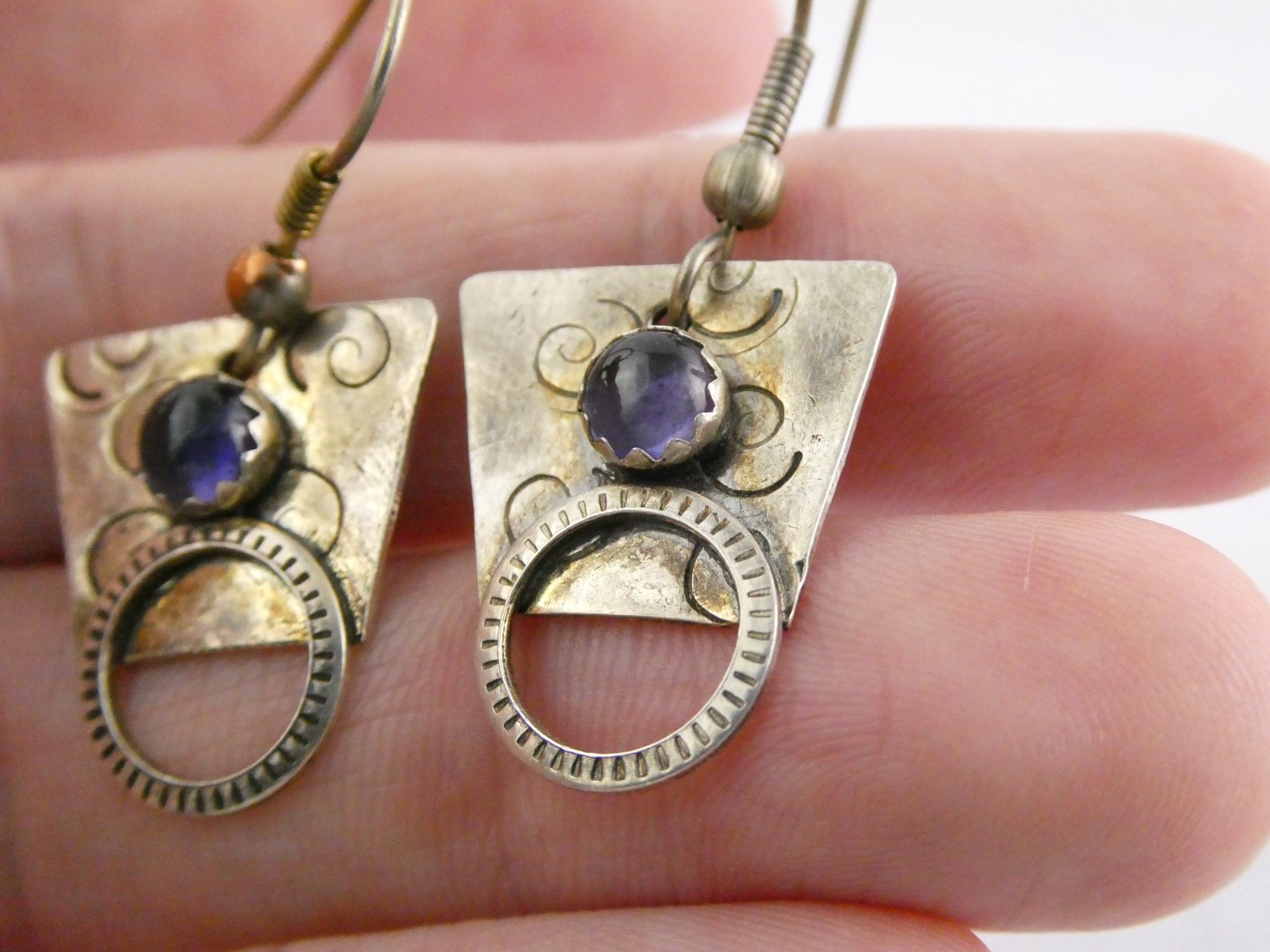 Vintage Sterling Silver Artisan Mixed Metals Iolite Hook Earrings 4.3g 1.25 Inch