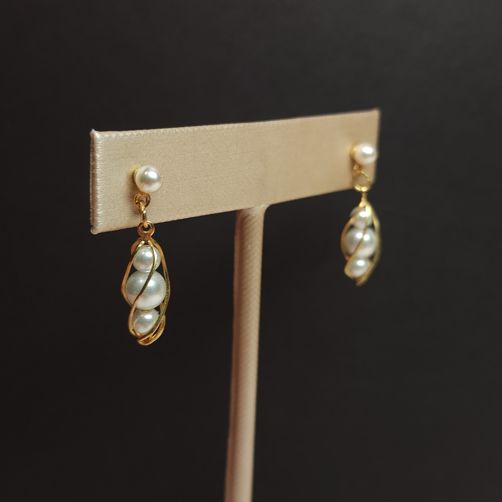 Vintage Gold Tone Twisted Caged Faux Pearl Drop Dangle Earrings Classic Dainty