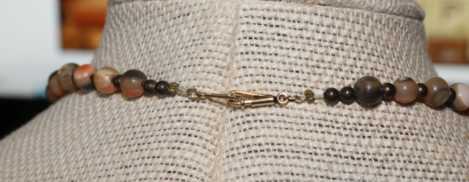 VTG ORANGE/BROWN CAT’S EYE GLASS BEADED NECKLACE+ BONUS DANGLE HOOKS GORGEOUS