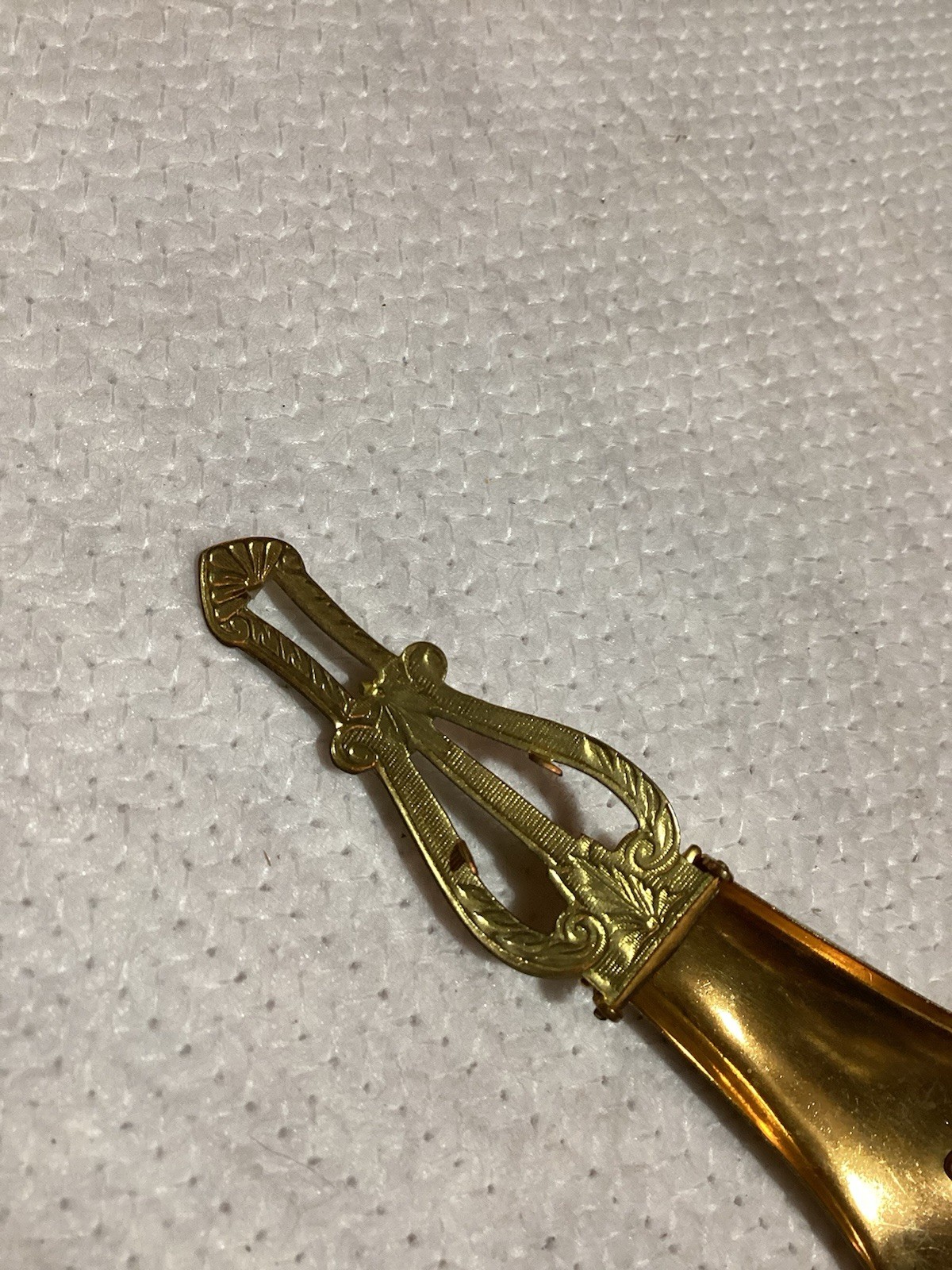 Vintage Gold Tone Fur Dress Clip With Faux Pears And Clear Rhinestones