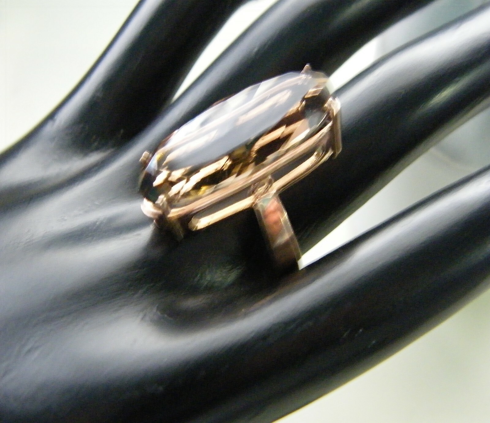 ART DECO 9CT ROSE GOLD 13CT SMOKEY QUARTZ LONG RING, SIZE Q, STUNNING, 8.04 GRMS