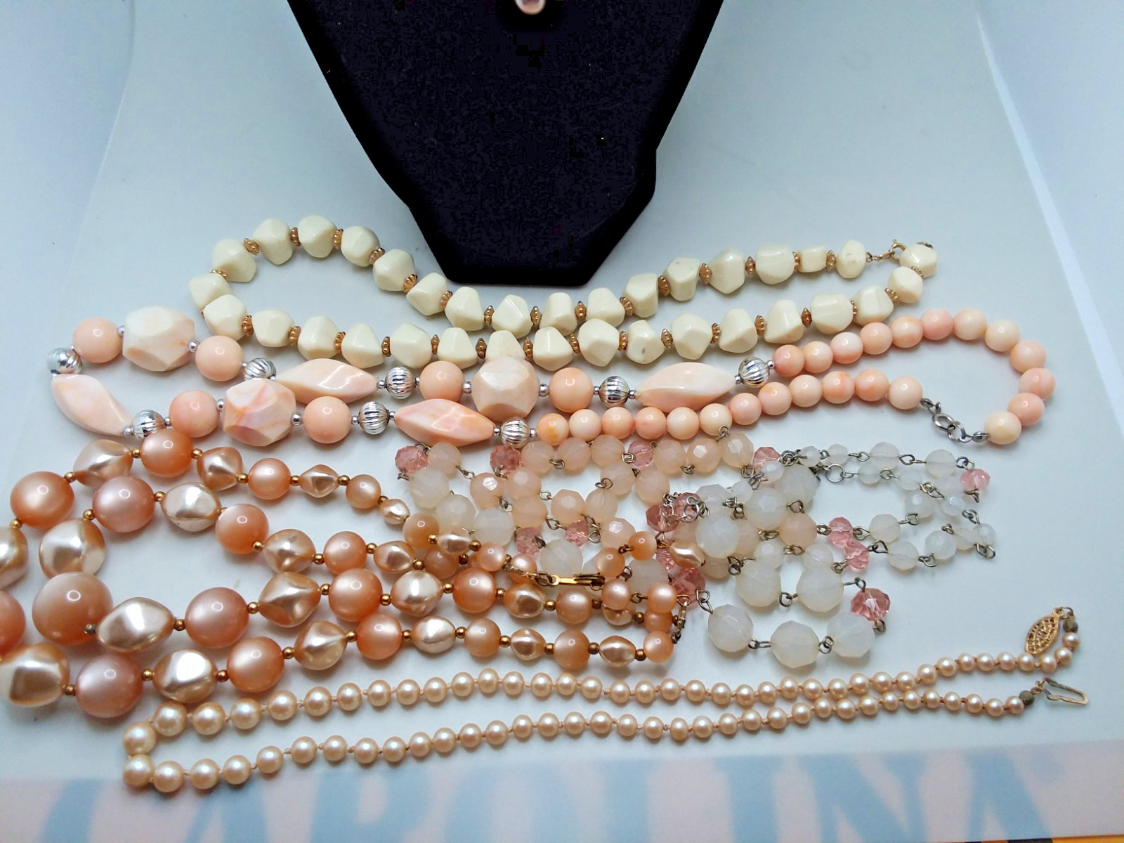 Lot Of 8 Pink, Peach,& off White Costume Jewelry Necklaces Plastic