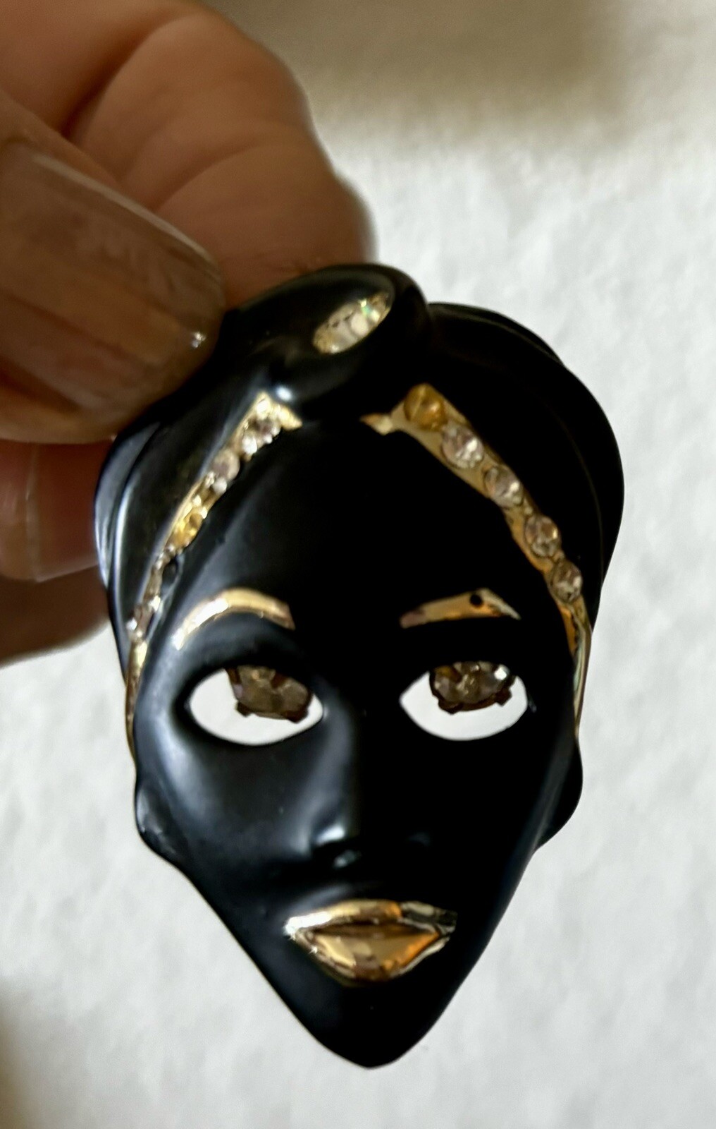 Genie Vintage Brioche Can Wear As Necklace , Black Silver Crystal Eyes