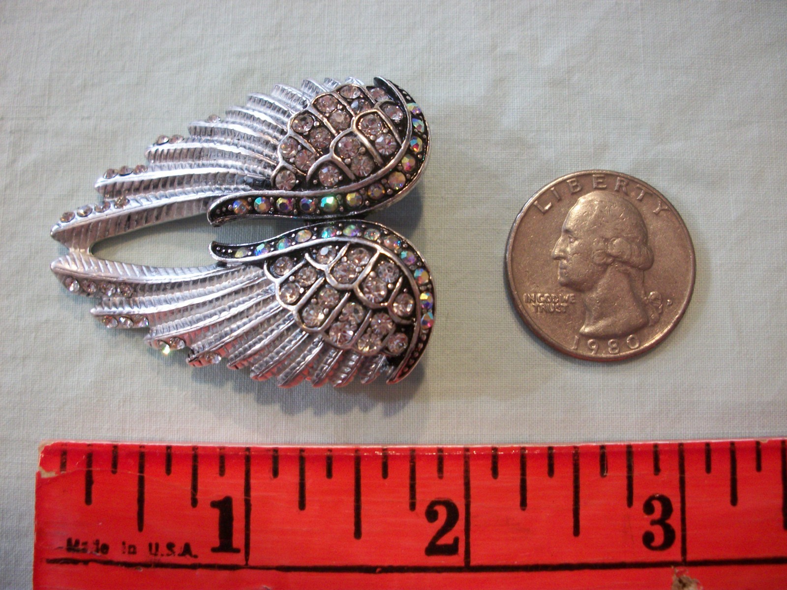 VTG SiLVERTONE/AURORA BOREALIS/CLEAR RHINESTONE (ANGEL WINGS) PIN/PENDANT COMBO