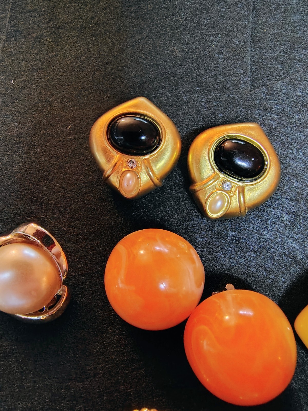 Vintage 60s 80s 8 Pairs Clip On Earrings Flower Bakelite Metal Costume B25