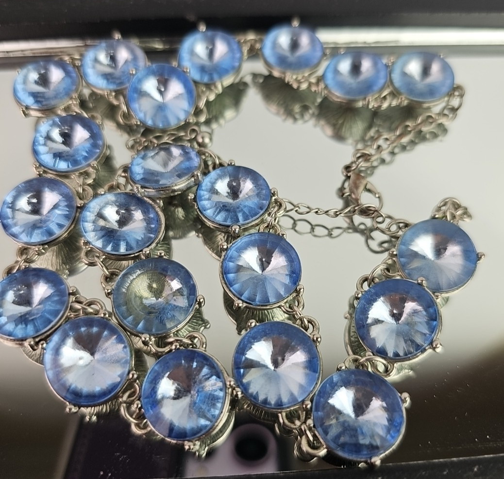 Vintage Light Blue Necklace Faceted Prong Acrylic Stone Silver Tone 20 inch Read