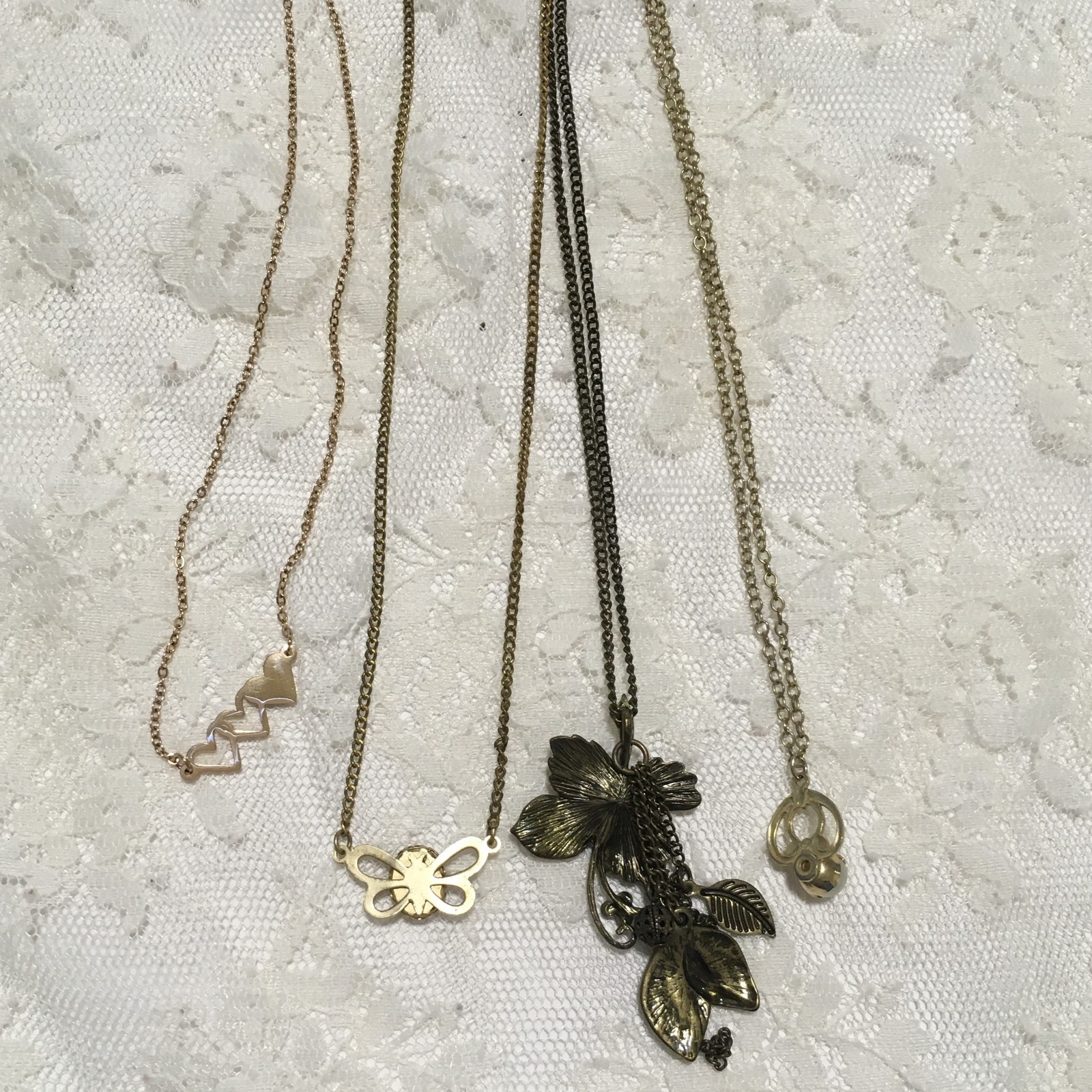 Vintage Necklace Lot Gold tones Lot of 10 Dainty Layering Modern -Vintage
