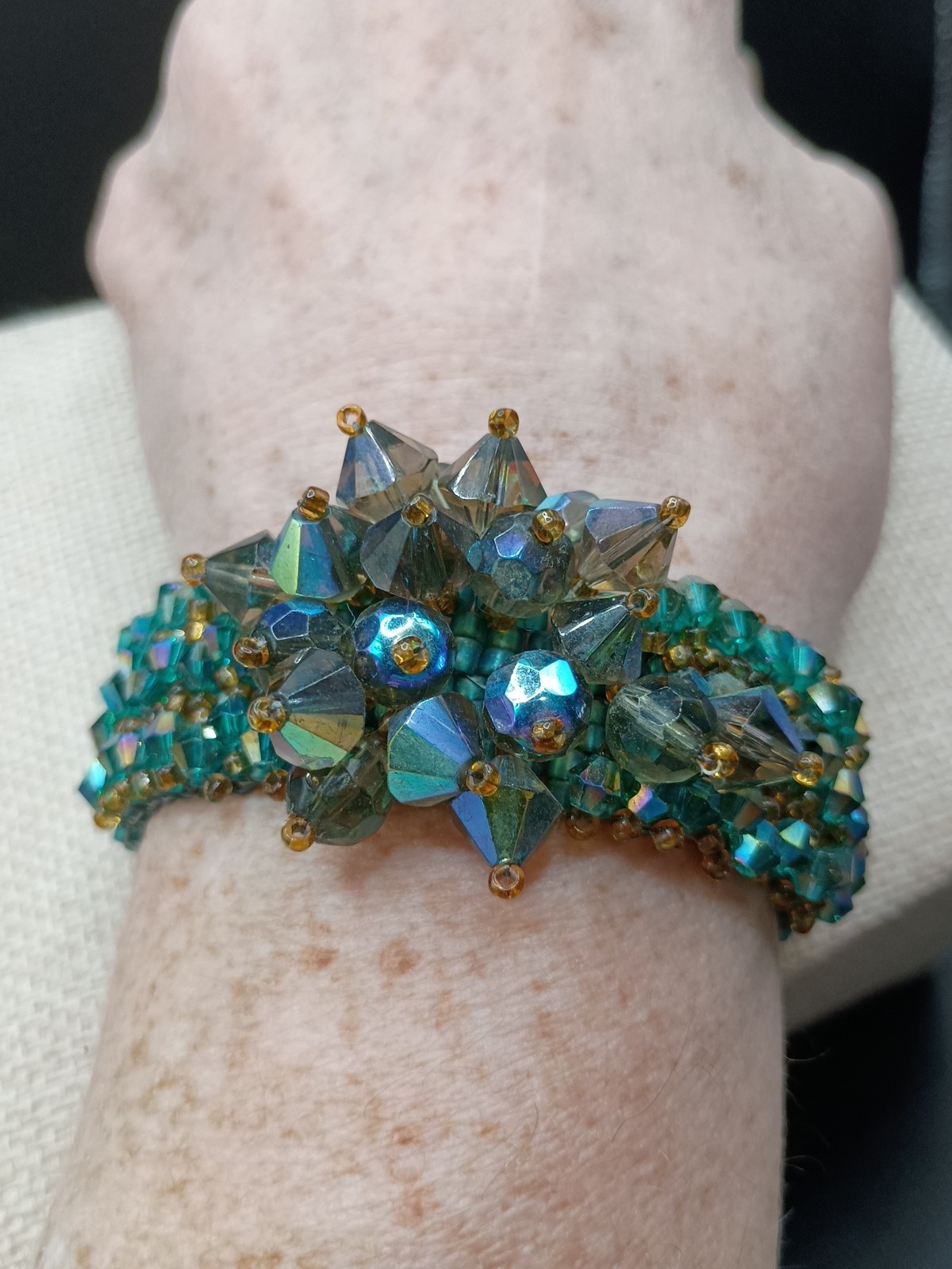Vintage AB Peacock Beaded Bracelet Cha Cha Party Bow Bicone Glass Blue Green 7″