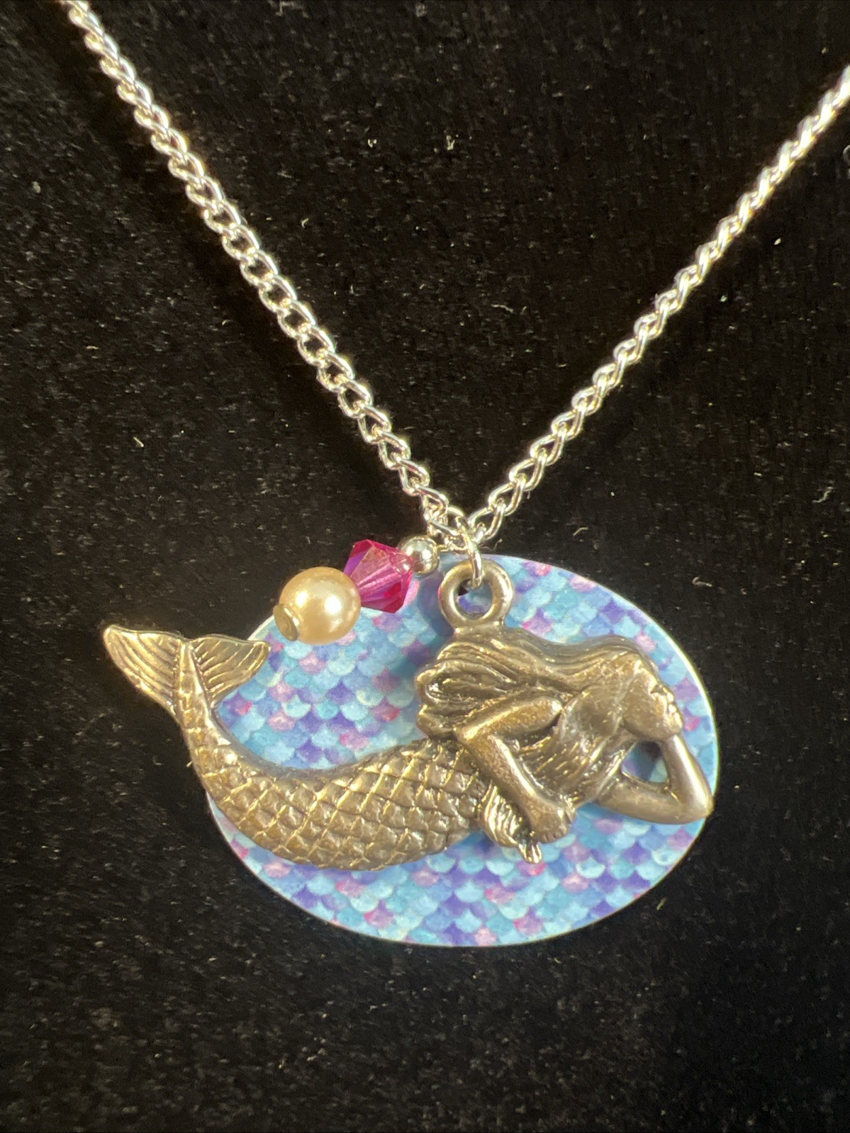 Vintage Mermaid Necklace Silver Toned Chain And Lobster Claw Clasp