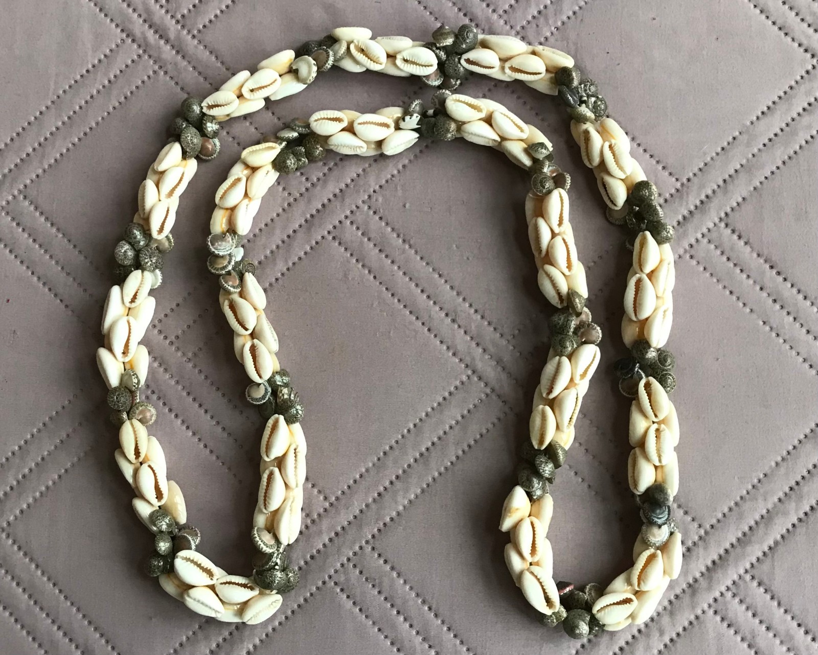 Vintage Cowrie Shell Natural Seashell Necklace Boho Beach Jewelry 21″