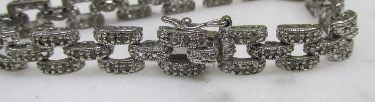 Beautiful 1.53ctw Diamond Sterling Silver Bracelet ~ 16.6grams ~ 4-F395
