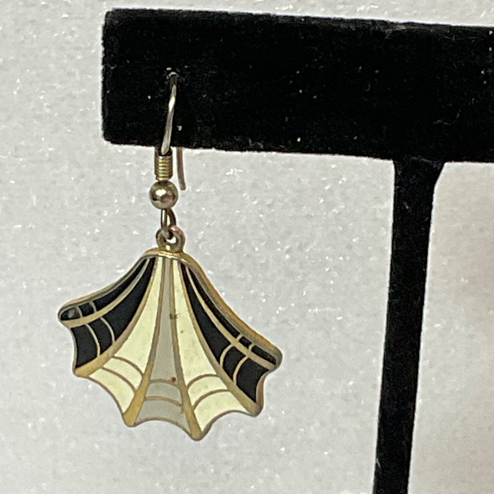 Vintage Web Gold Tone Cloisonné Earrings Black White Enamel Fan Shape Dangle