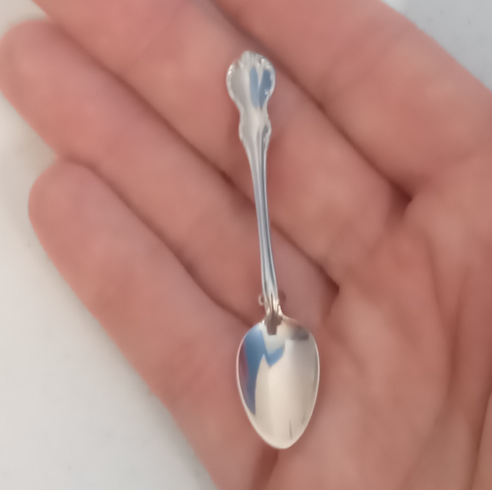 Vintage 1930s-1950s Farnham Patented Clasp Spoon Brooch Pin