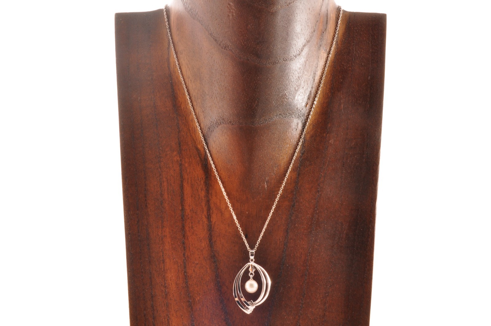 Near mint Japan brand “MIKIMOTO” Akoya pearl pendant 925 silver (total 18.0ct).