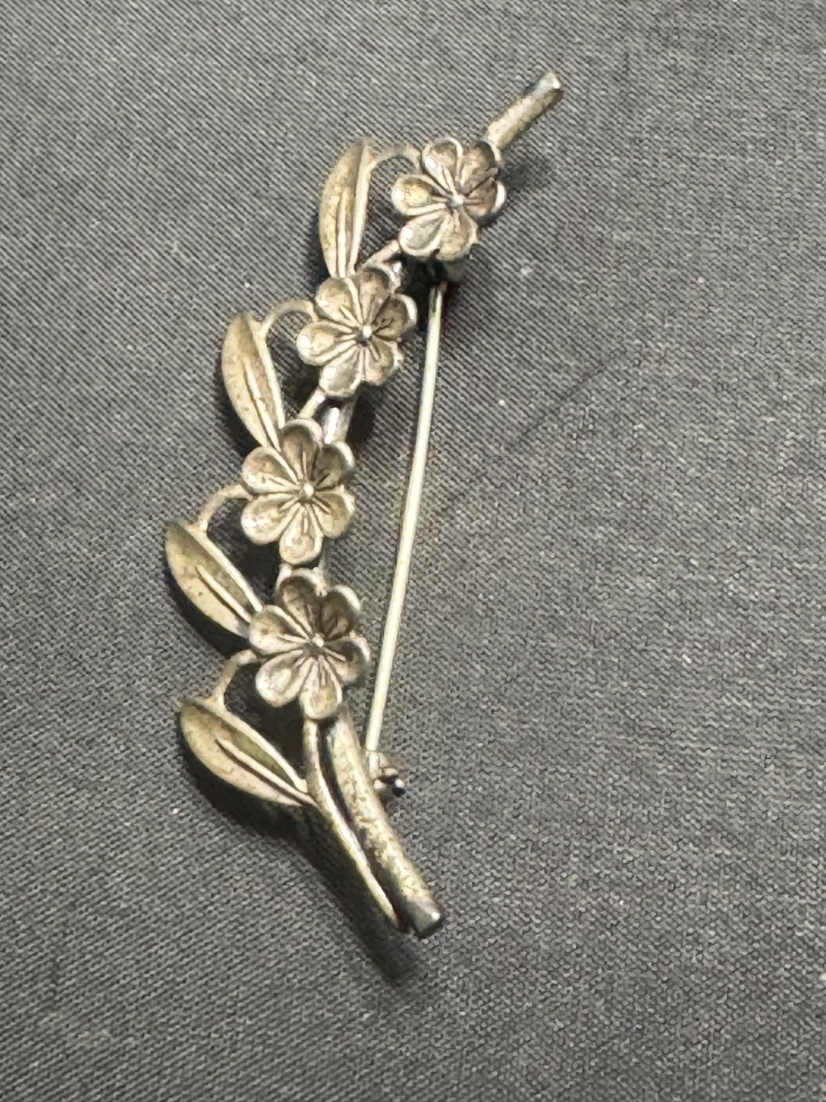 C-126 Sterling Silver Daisy Floral Brooch/Pin signed by BEAU