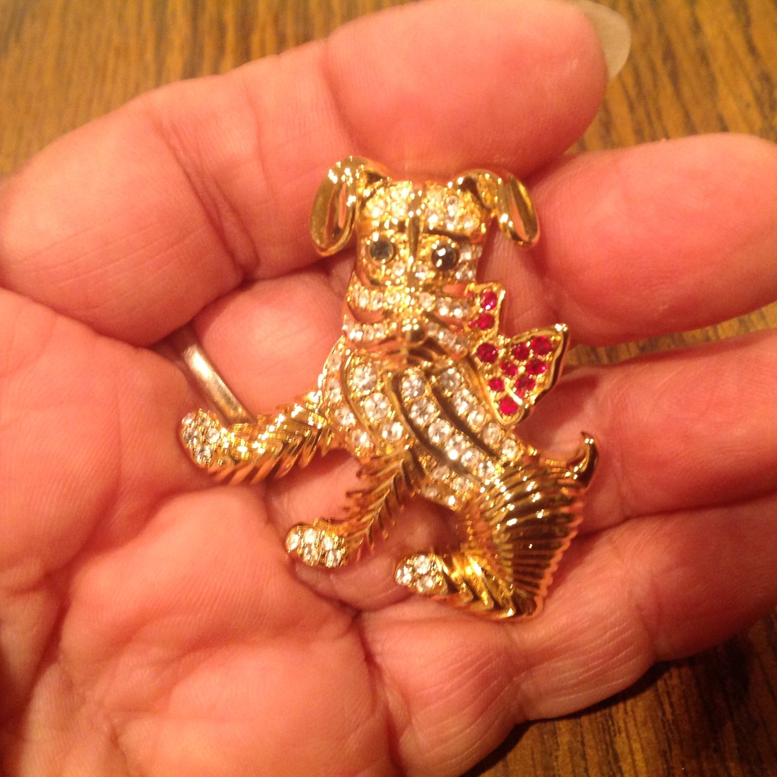 KJL Kenneth J Lane Cute Dog with Bow Jeweled Vintage Pin Brooch Mint!
